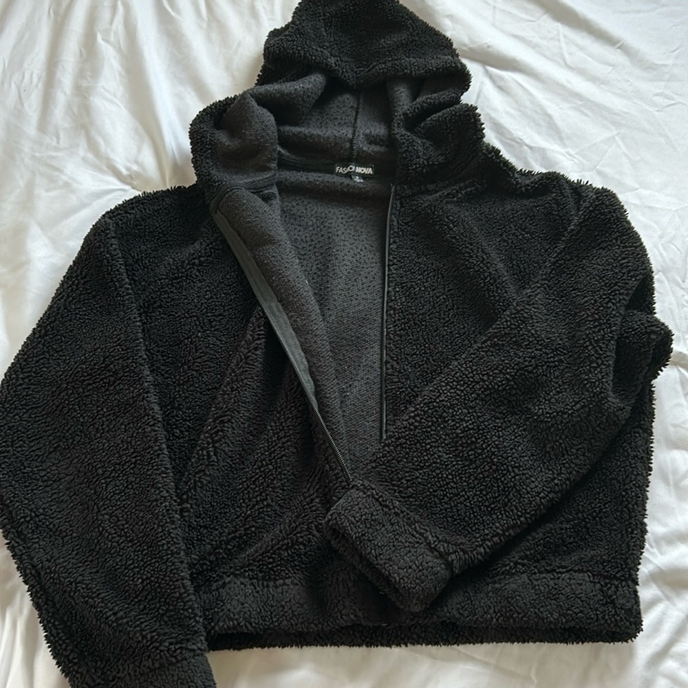 BLACK TEDDY HOODIE